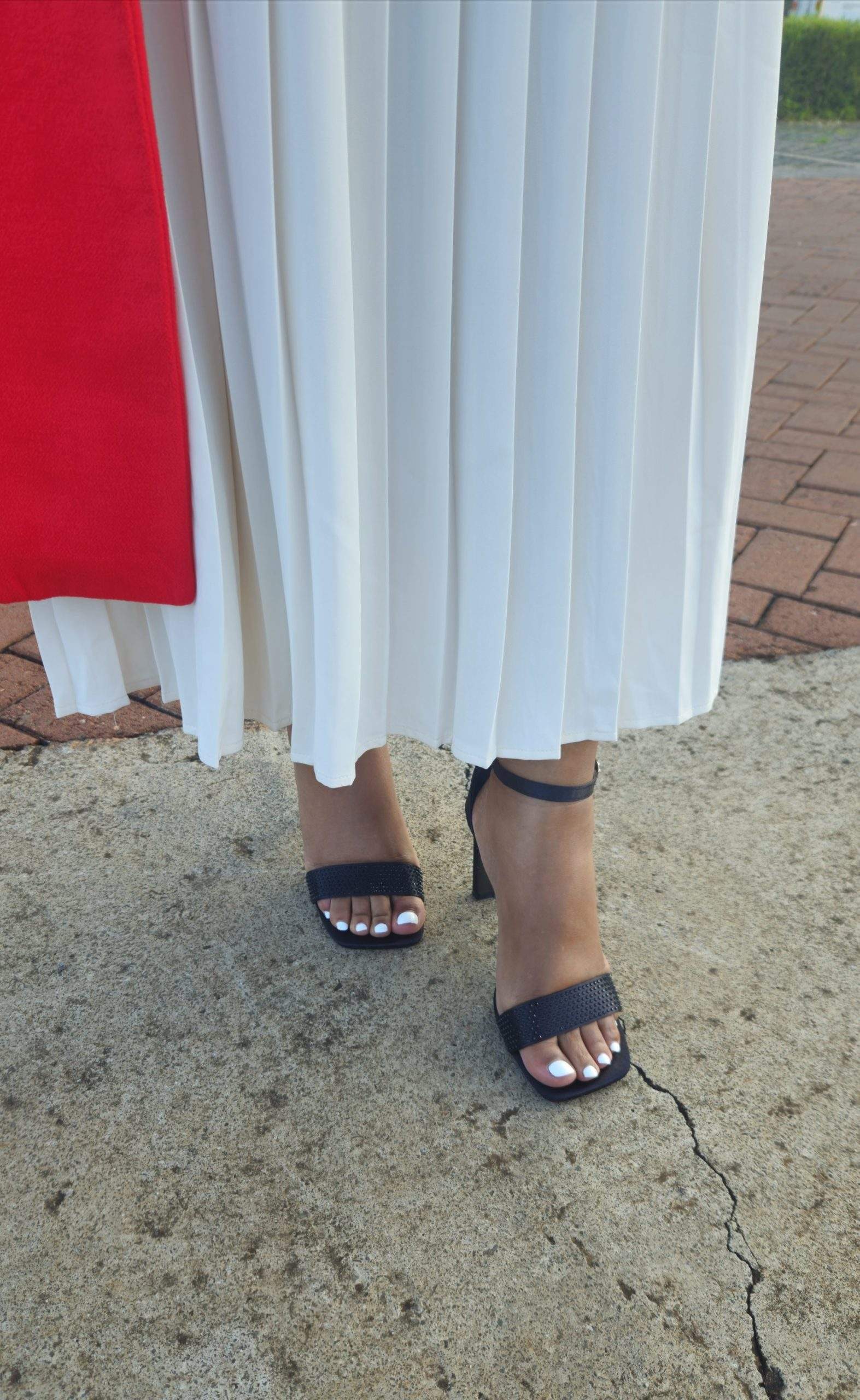 Buy Shoes Online, Heels, Flats, Sneakers, Sandals and Platforms - Thao Tree