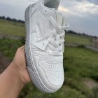 SWAGGY SNEAKERS - Thao Tree