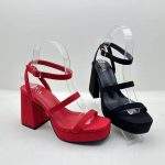 Block strap Heel