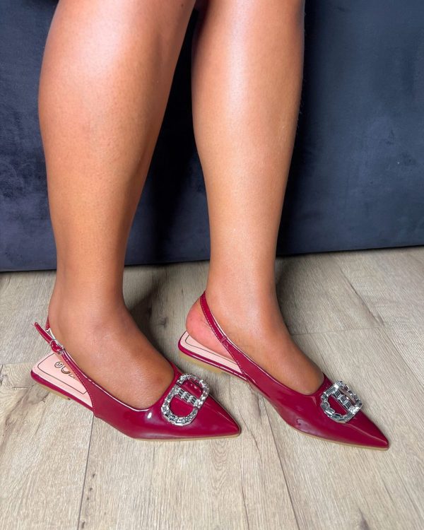 Glamour buckle Slingbacks