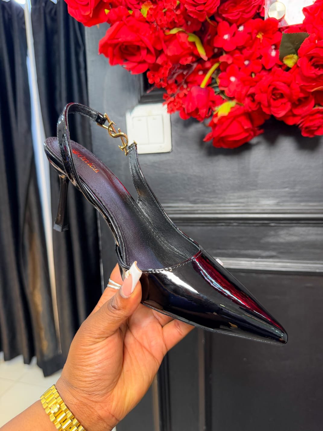 Buy Shoes Online, Heels, Flats, Sneakers, Sandals and Platforms - Thao Tree Buy Shoes Online, Heels, Flats, Sneakers, Sandals and Platforms - Thao Tree